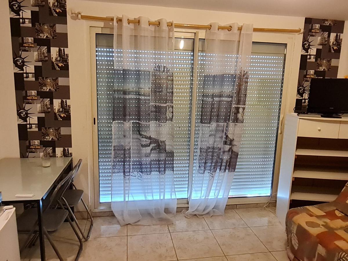 Residence Miranda Дижон Екстериор снимка