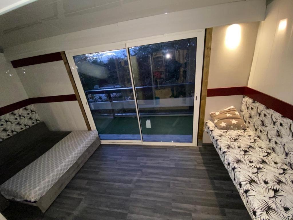 Residence Miranda Дижон Екстериор снимка
