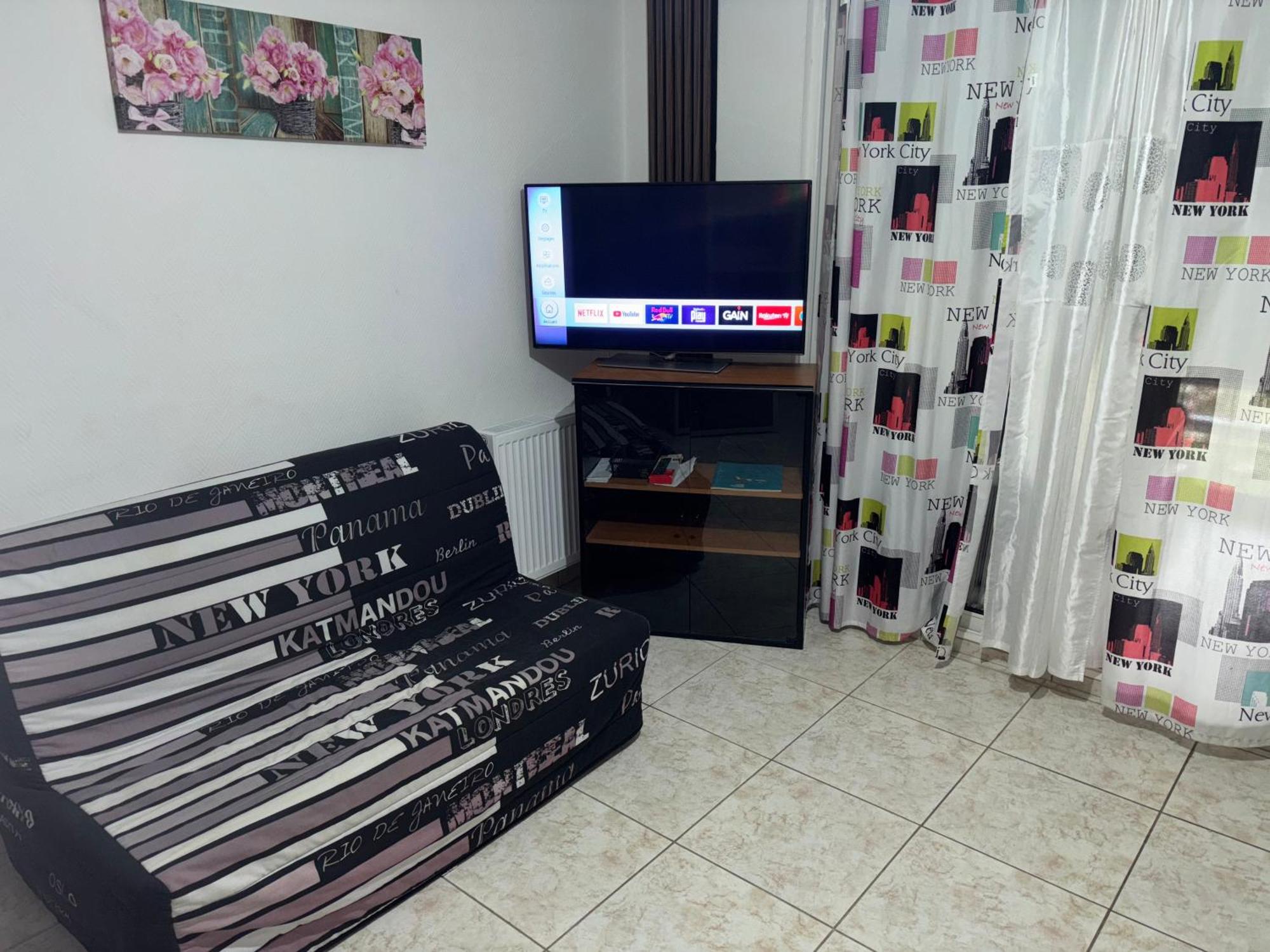 Residence Miranda Дижон Екстериор снимка