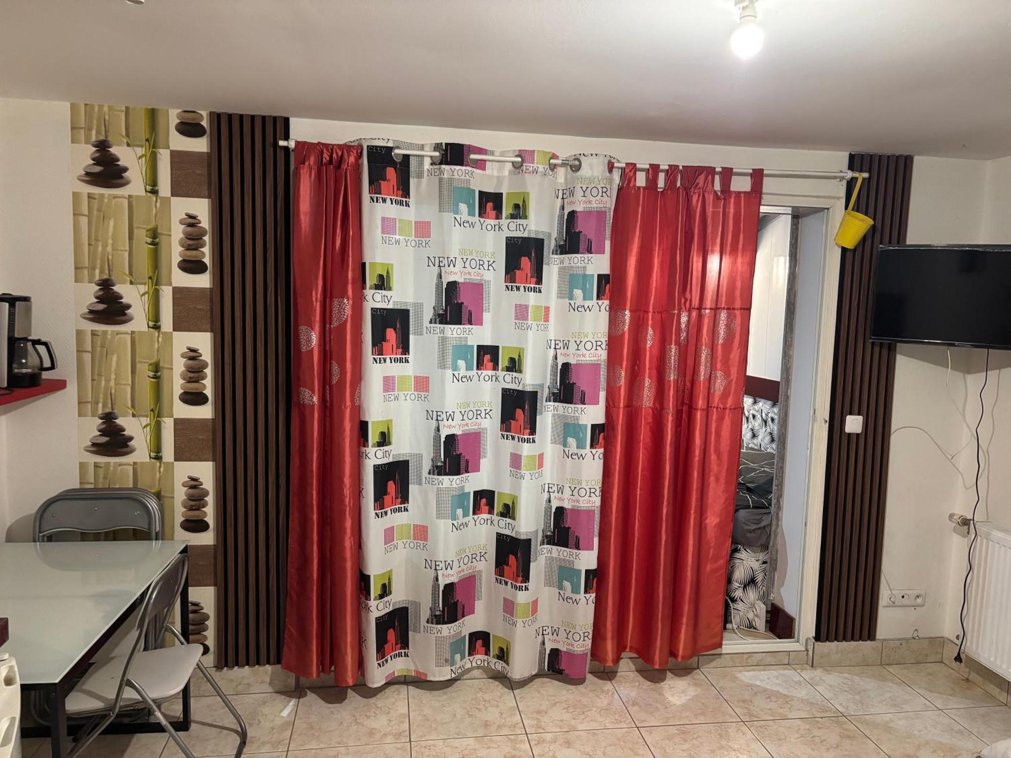 Residence Miranda Дижон Екстериор снимка