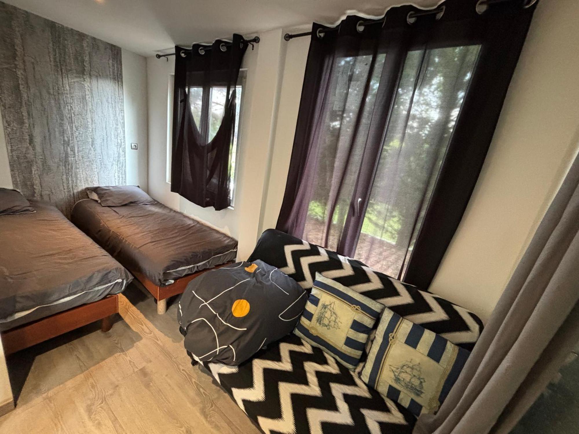 Residence Miranda Дижон Екстериор снимка